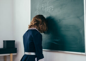 A child learning negative numbers with difficulty