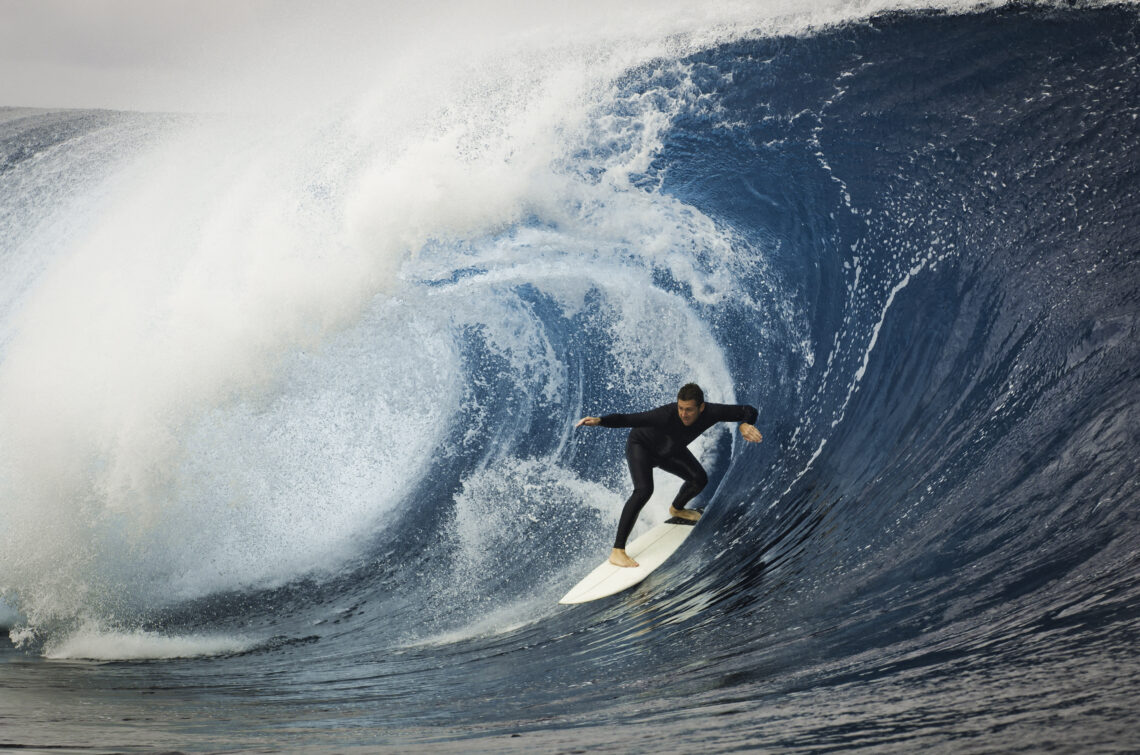 There are no negative waves so no negative numbers